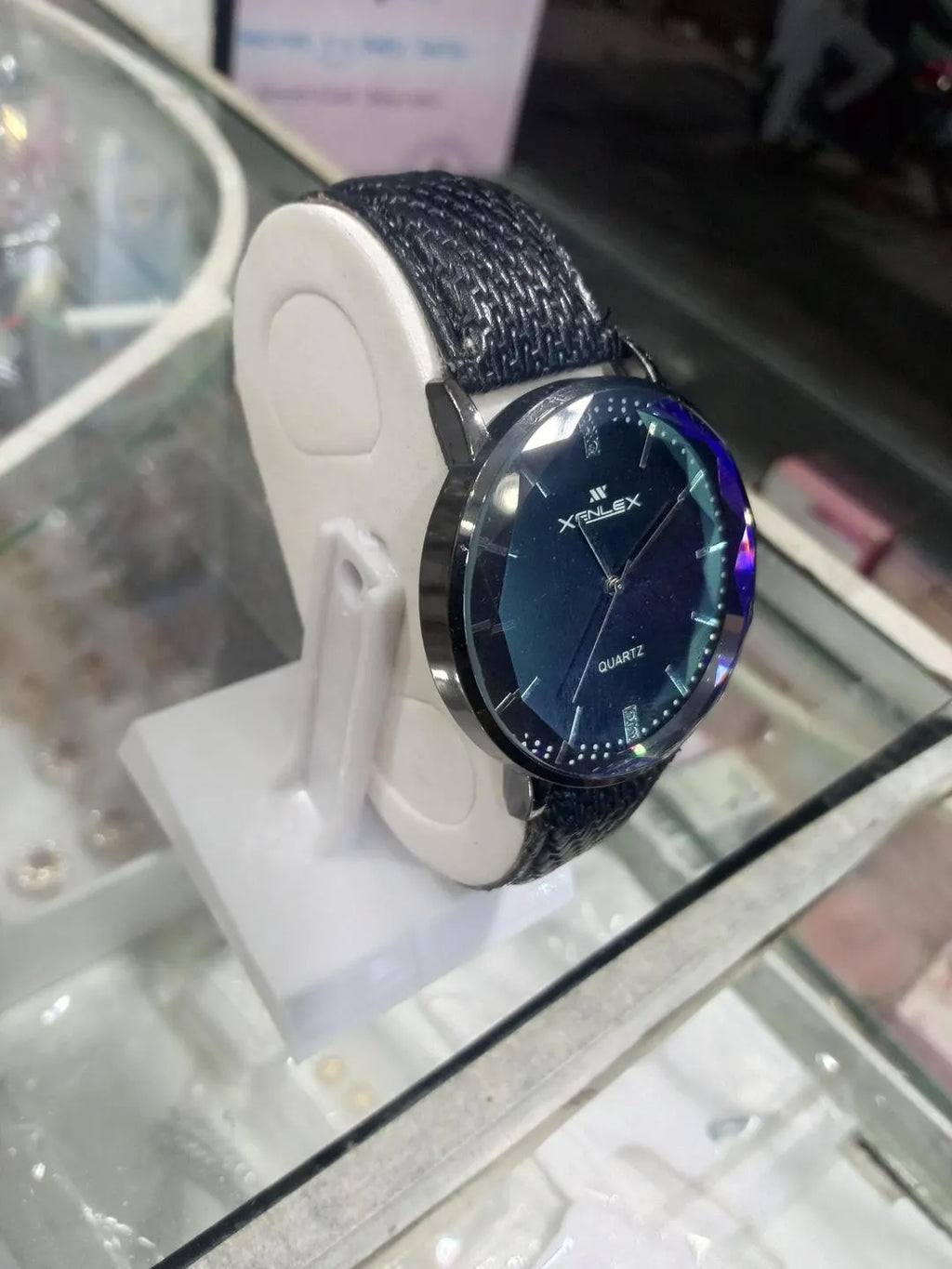Luxury Dial With Leather Strap watch